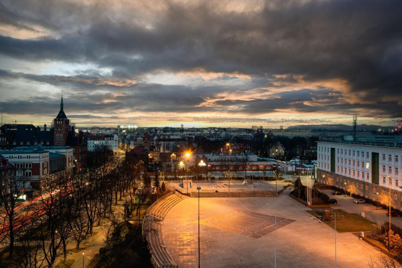 Kairos Apartments - Gold - Darmowy Parking, Scisle Centrum Гливице Екстериор снимка
